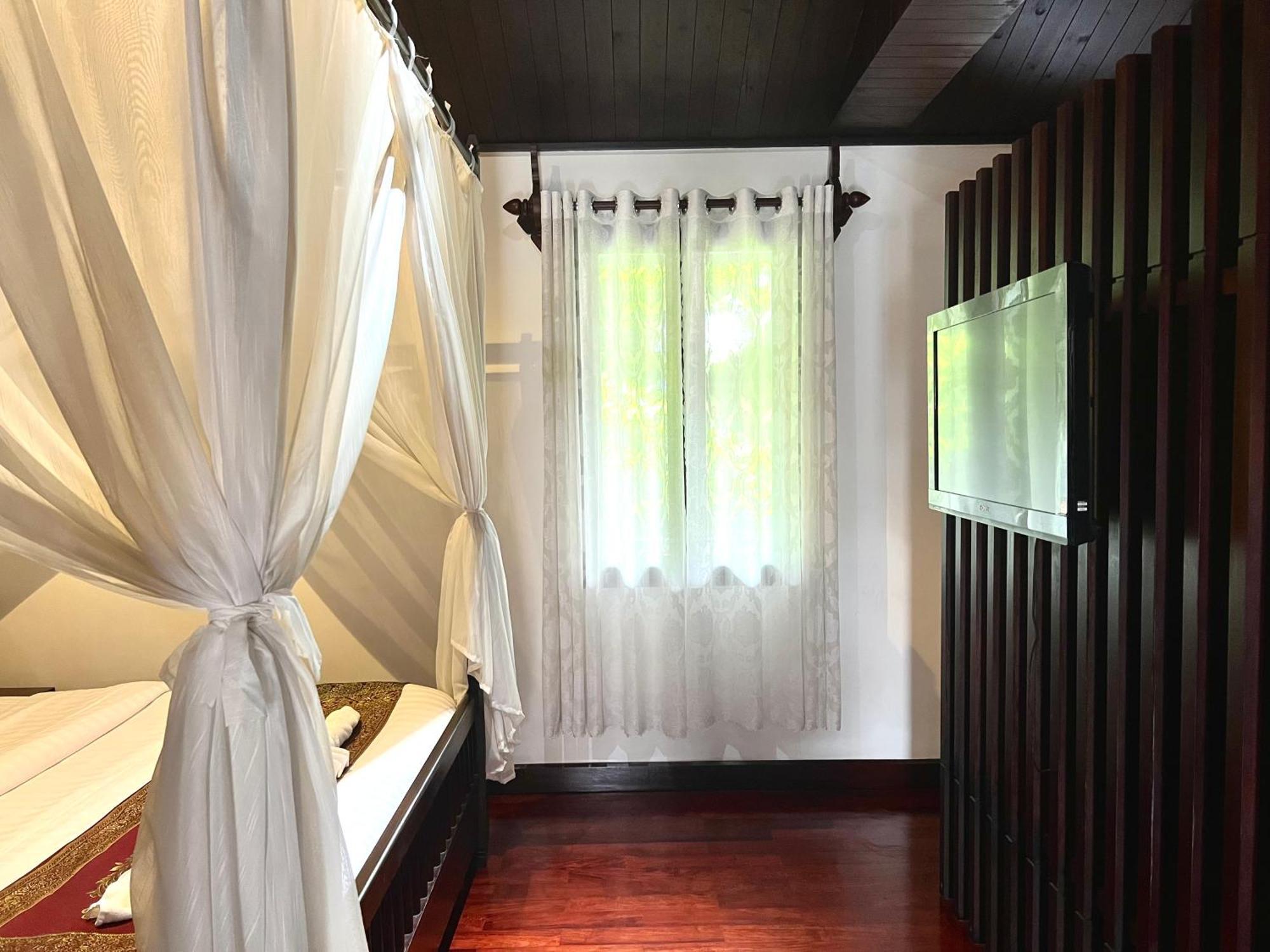 לואנג פרבאנג Meuangluang Hotel מראה חיצוני תמונה