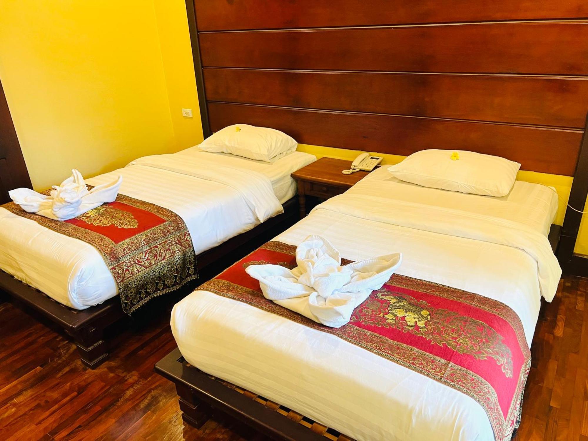 לואנג פרבאנג Meuangluang Hotel מראה חיצוני תמונה
