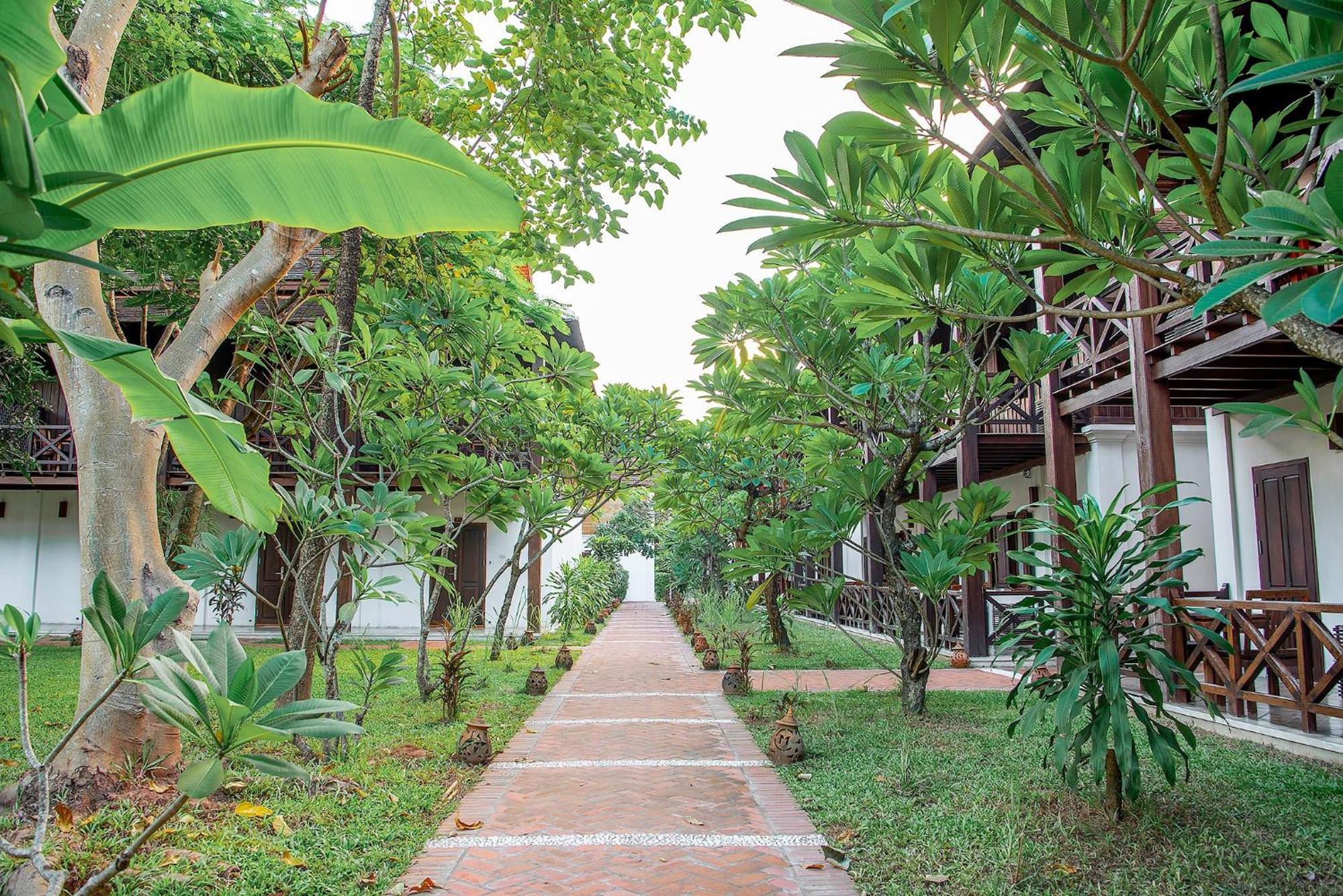 לואנג פרבאנג Meuangluang Hotel מראה חיצוני תמונה
